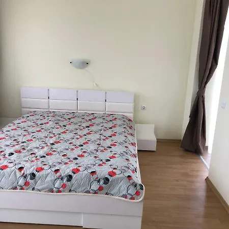 Private Single Located In Orhid Ford Garden Апартамент Слънчев бряг