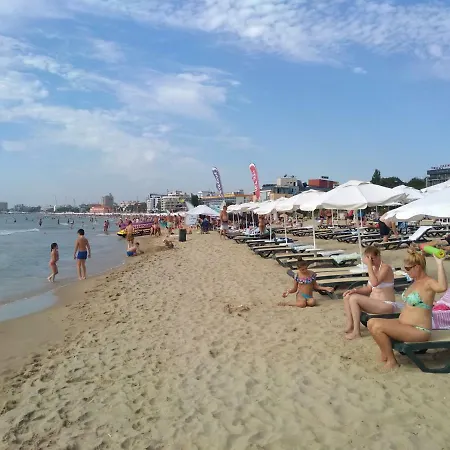 Апартамент Private Single Located In Orhid Ford Garden
